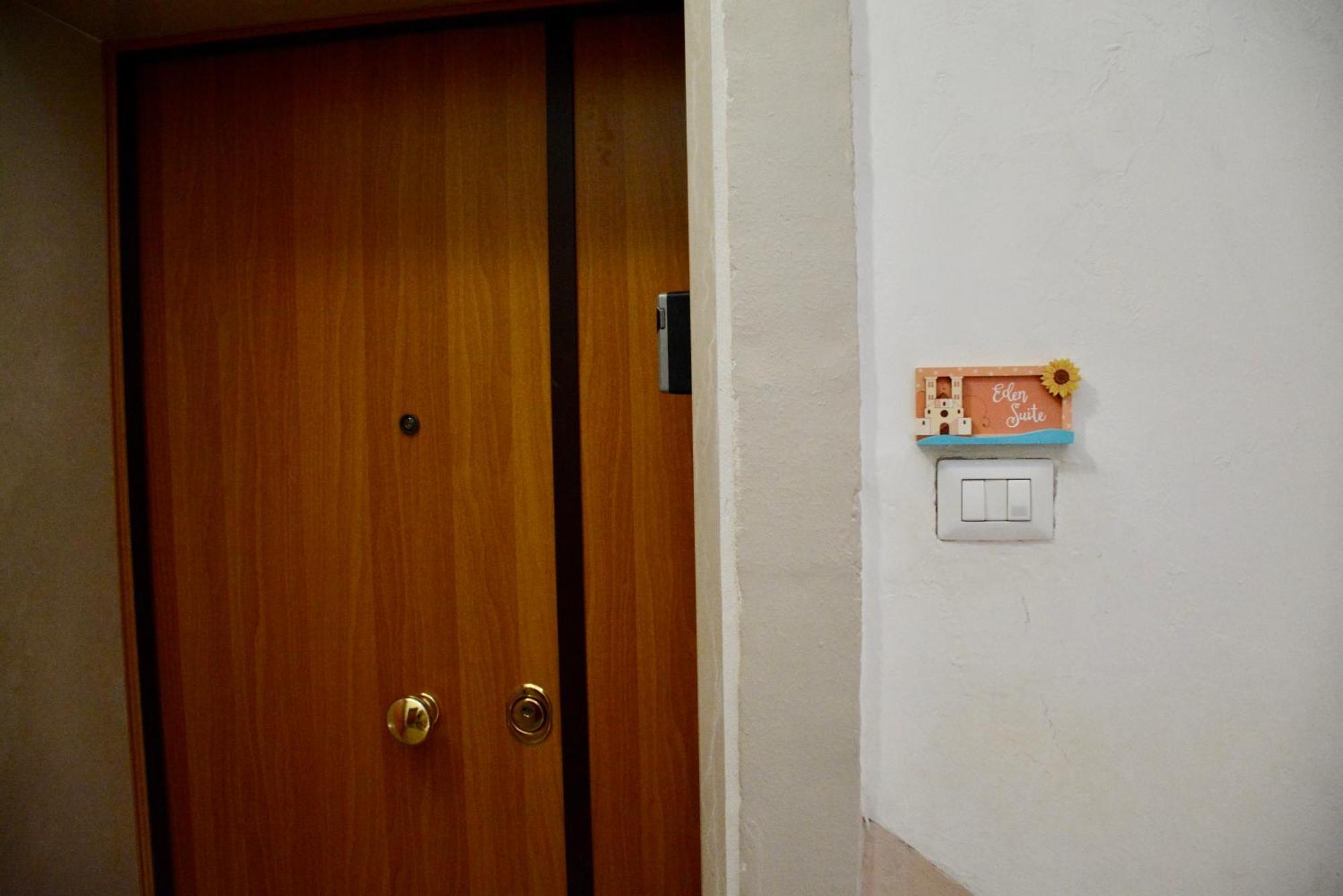Eden Suite - Central Apartment With Balcony - Molfetta Exterior foto